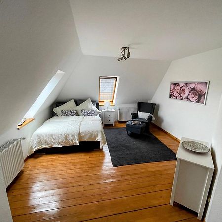 *To Hus* Wohnung Am Rande Von Єфер Екстер'єр фото