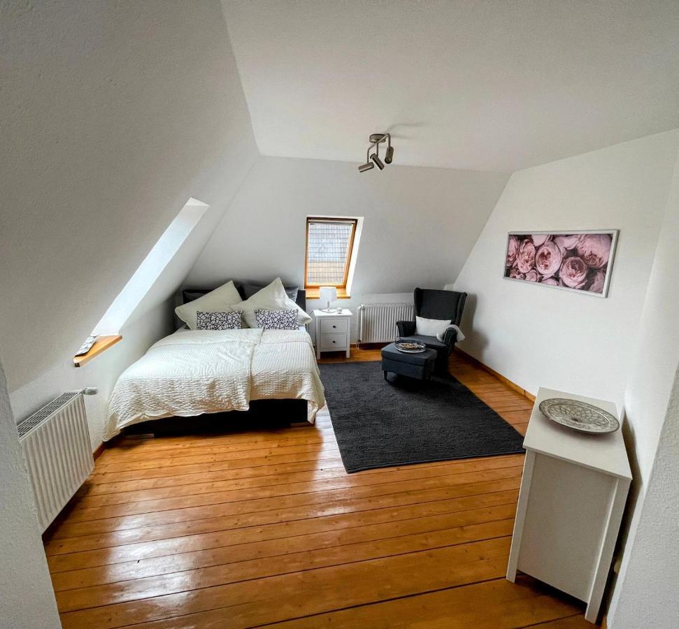 *To Hus* Wohnung Am Rande Von Єфер Екстер'єр фото